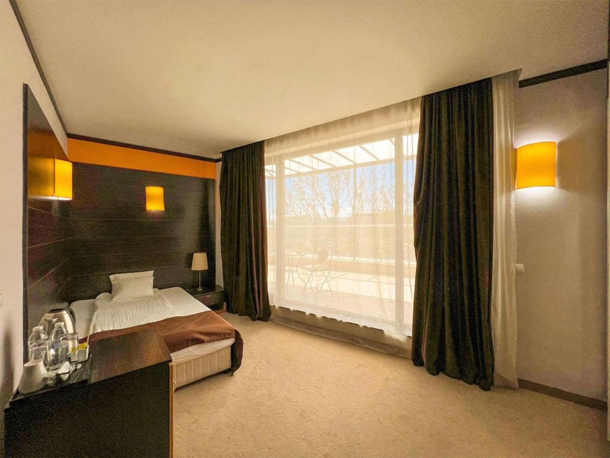 Dream 3* Sofia