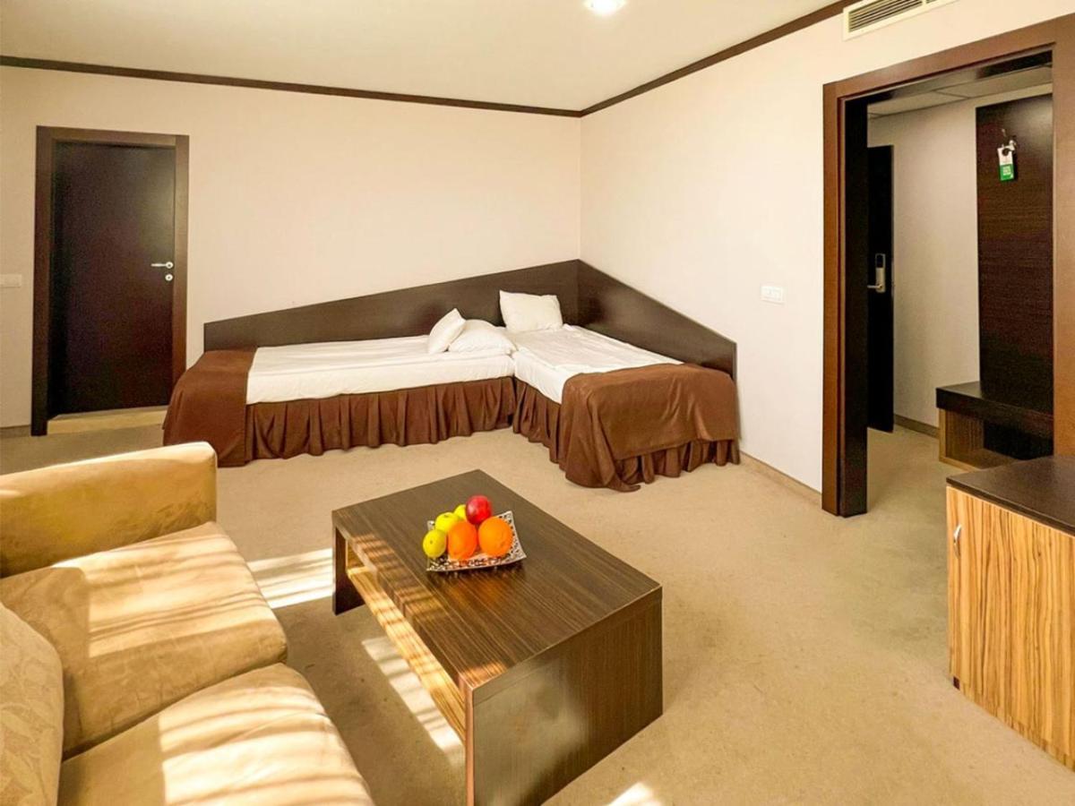 Dream Hotel